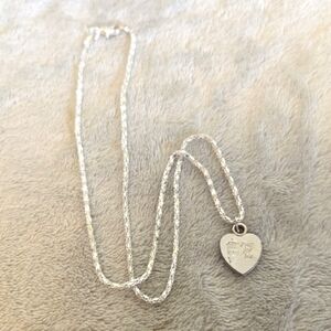 #555 Silver Tone Heart Pendant Necklace 10 Inches